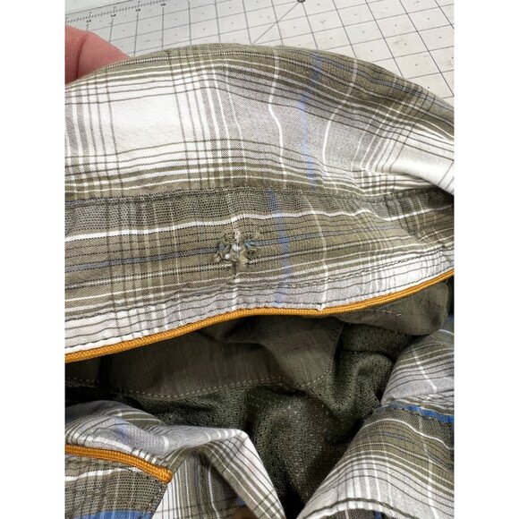 Carhartt Relaxed Fit Plaid Short Sleeve Button Down Shirt Men’s Sz. L Relaxed - Picture 9 of 9